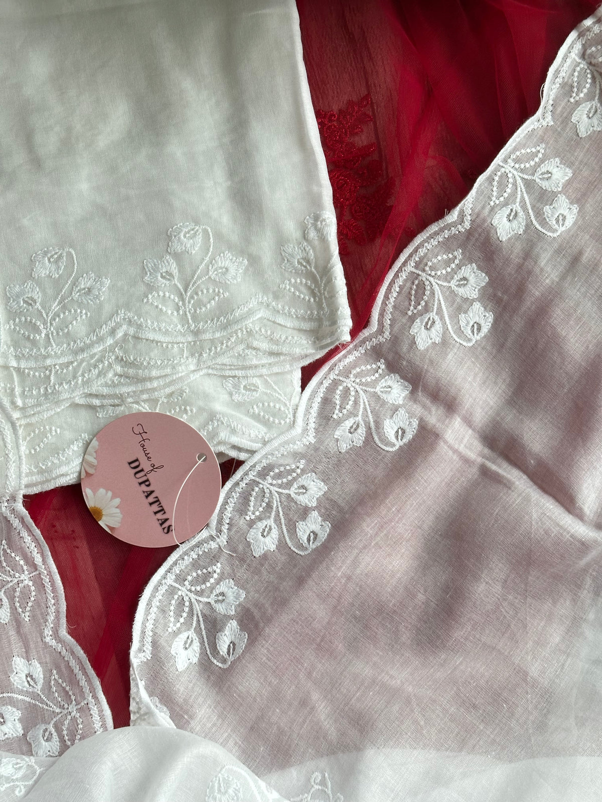 Dyeable Mul cotton - Rose Buds