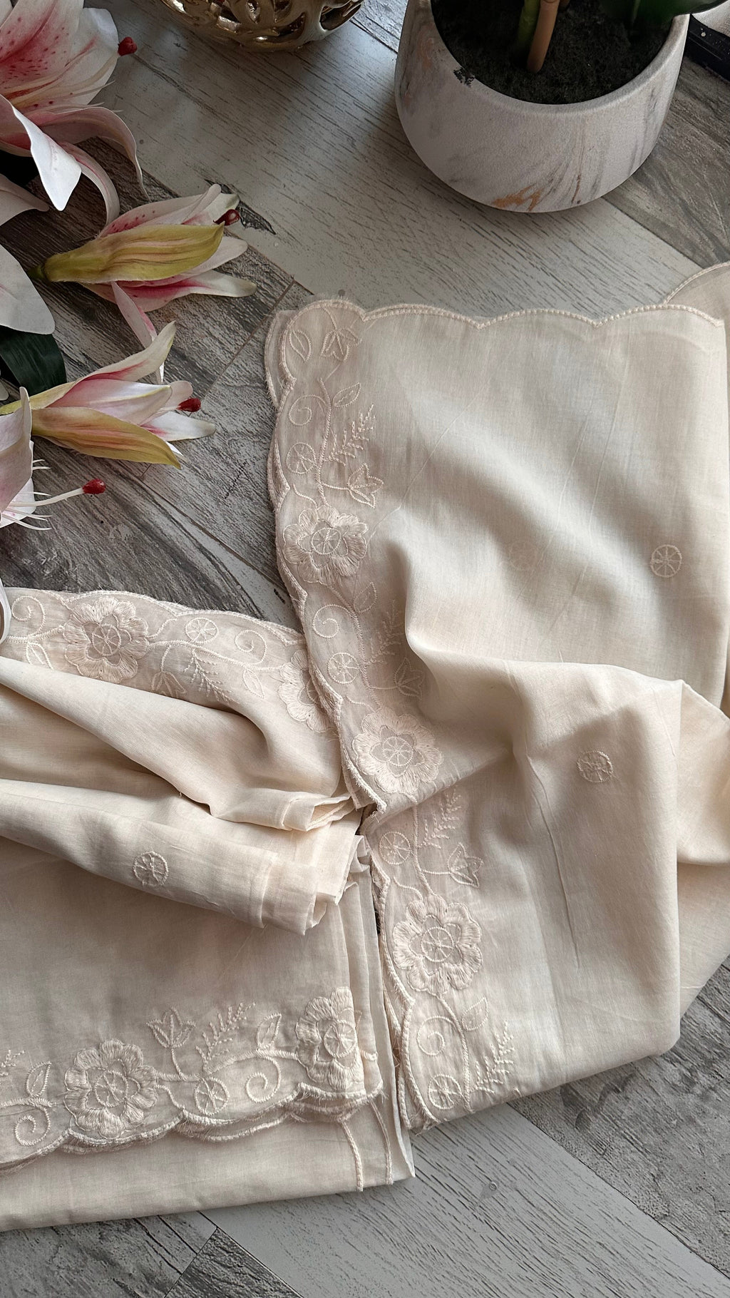 Dyeable Mul cotton light cream shade Dupatta